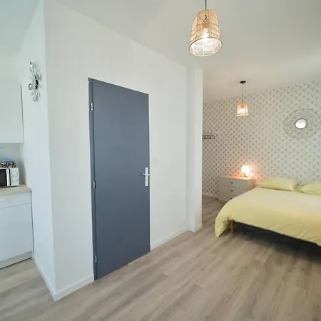 Super 6 New Quiet Close To Thé Center * Mulhouse