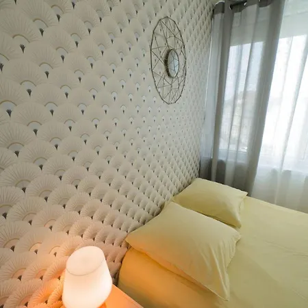 Super 6 New Quiet Close To Thé Center *