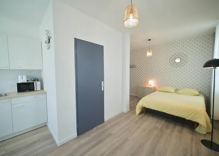 Super 6 New Quiet Close To The Center * Mulhouse