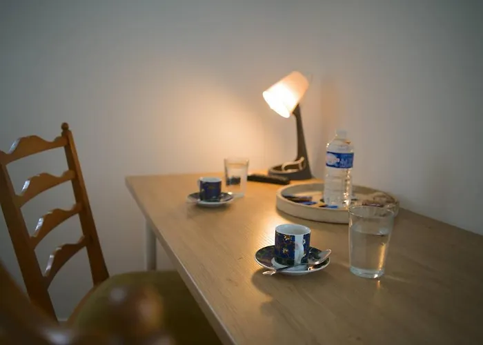 Super 6 New Quiet Close To The Center Appartement